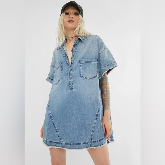 Free People Tops - ELLIOT DENIM TUNIC FREE PEOPLE XS